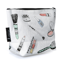 Toilet bag make-up